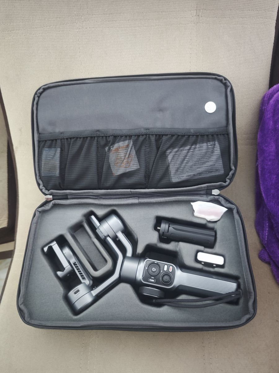 Estabilizador Zhiyun Smooth 5 Combo para celular